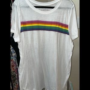 Torrid size 2 rainbow tee 🌈